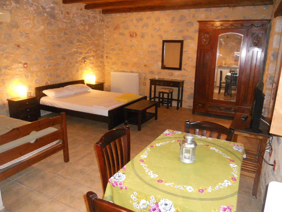 Villas Guest House Vathí Buitenkant foto
