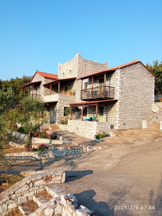 Villas Guest House Vathí Buitenkant foto