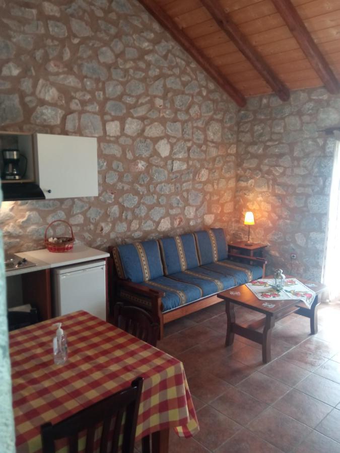 Villas Guest House Vathí Buitenkant foto