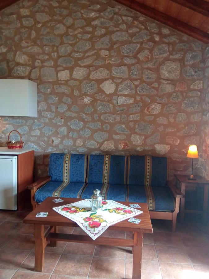 Villas Guest House Vathí Buitenkant foto